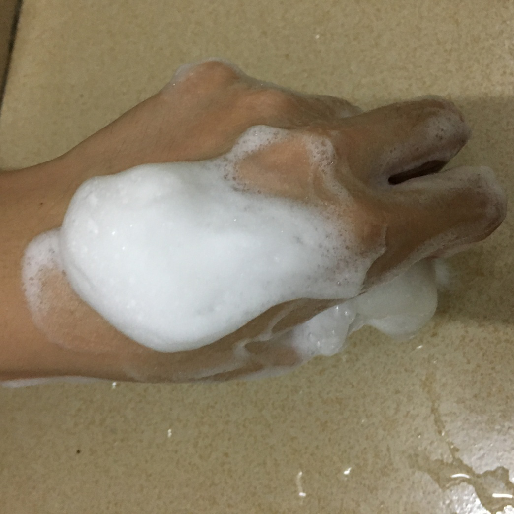 親測網(wǎng)紅砰砰凈顏潔面乳 柏氏透明質酸保濕潔面乳 親測網(wǎng)紅砰砰凈顏潔面乳 柏氏透明質酸保濕潔面乳