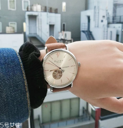 機(jī)械表一般多少錢 價格差距很大 機(jī)械表一般多少錢 價格差距很大