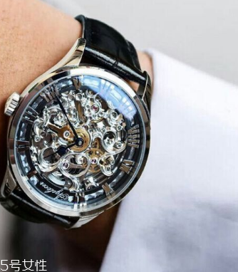 機械表多久保養(yǎng)一次 看使用頻率 機械表多久保養(yǎng)一次 看使用頻率