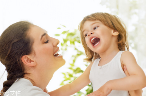 曼秀雷敦唇膏小孩可以用嗎 曼秀雷敦唇膏這樣辨別真假 曼秀雷敦唇膏小孩可以用嗎 曼秀雷敦唇膏這樣辨別真假