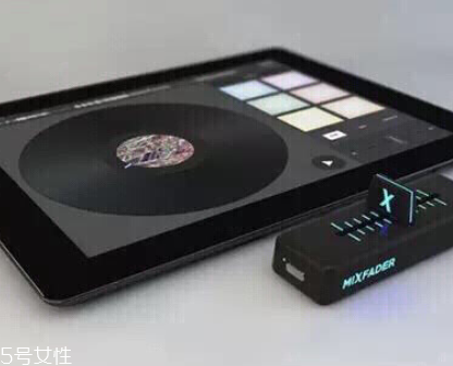 1000元左右內(nèi)送男生什么禮物 1000元左右內(nèi)送男生什么禮物