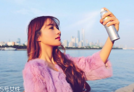 防護(hù)噴霧有防曬作用嗎 防曬噴霧和防護(hù)噴霧的使用順序 防護(hù)噴霧有防曬作用嗎 防曬噴霧和防護(hù)噴霧的使用順序