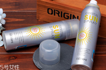 防曬噴霧和散粉哪個先用 化妝后這樣用防曬噴霧 防曬噴霧和散粉哪個先用 化妝后這樣用防曬噴霧