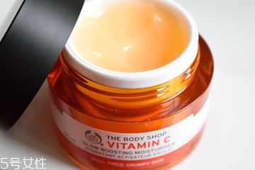 面霜什么成分能美白淡斑 肌膚白皙的秘密 面霜什么成分能美白淡斑 肌膚白皙的秘密