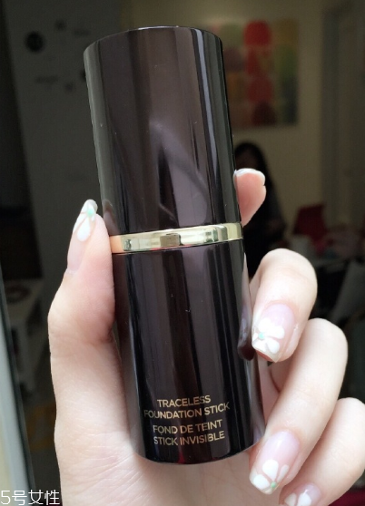 蘭蔻粉底棒和tf粉底棒哪個好 2款大牌pk 蘭蔻粉底棒和tf粉底棒哪個好 2款大牌pk
