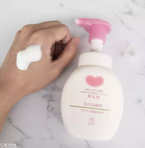 cow洗面奶和肌研極潤洗面奶哪個好 2大日本泡沫潔面pk cow洗面奶和肌研極潤洗面奶哪個好 2大日本泡沫潔面pk