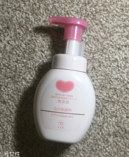 cow洗面奶和肌研極潤洗面奶哪個好 2大日本泡沫潔面pk cow洗面奶和肌研極潤洗面奶哪個好 2大日本泡沫潔面pk