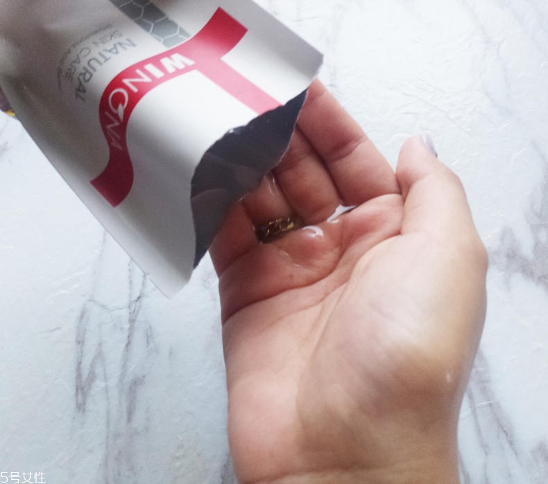 薇諾娜保濕面膜適合什么年齡 基礎(chǔ)護(hù)膚的首選 薇諾娜保濕面膜適合什么年齡 基礎(chǔ)護(hù)膚的首選