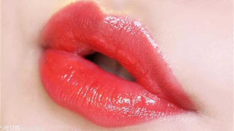 mac子彈頭哪個系列不干 魅可滋潤口紅排行榜 mac子彈頭哪個系列不干 魅可滋潤口紅排行榜