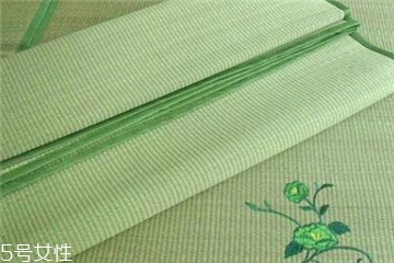 涼席翹起來怎么處理 教你幾招解決辦法 涼席翹起來怎么處理 教你幾招解決辦法