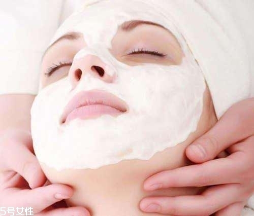 黑眼圈怎么才能消除 只用眼霜真的救不了黑眼圈 黑眼圈怎么才能消除 只用眼霜真的救不了黑眼圈