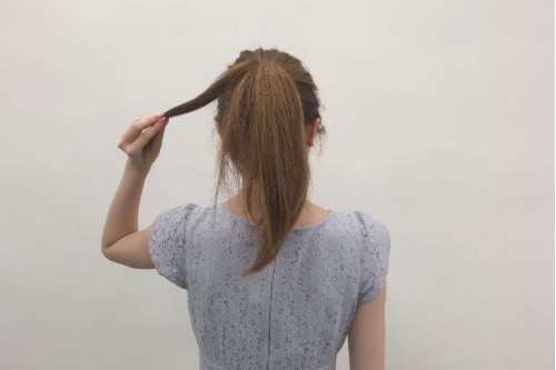 怎么綁馬尾緊實(shí)不松散 怎么綁馬尾緊實(shí)不松散