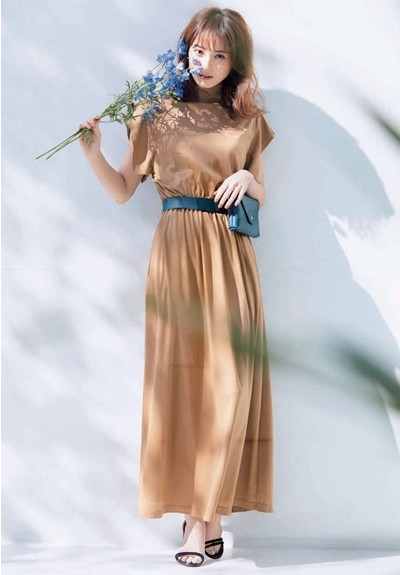 土色衣服怎么搭配 佐佐木希的咖啡色系時尚 土色衣服怎么搭配 佐佐木希的咖啡色系時尚