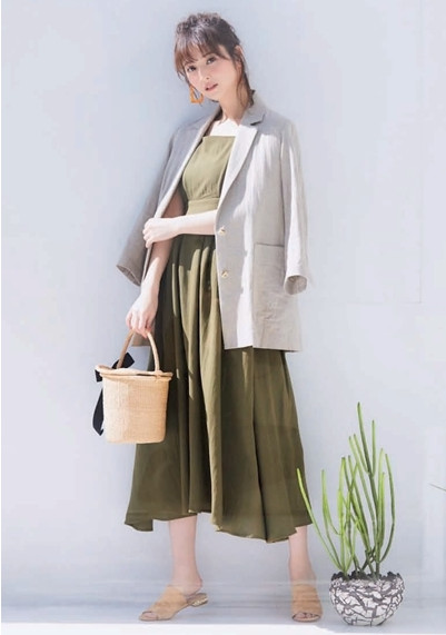 土色衣服怎么搭配 佐佐木希的咖啡色系時尚 土色衣服怎么搭配 佐佐木希的咖啡色系時尚