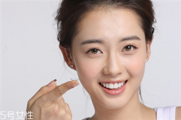 割雙眼皮恢復(fù)多久 這樣會影響雙眼皮消腫 割雙眼皮恢復(fù)多久 這樣會影響雙眼皮消腫