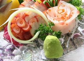 山葵和辣根的區(qū)別 山葵和辣根的區(qū)別