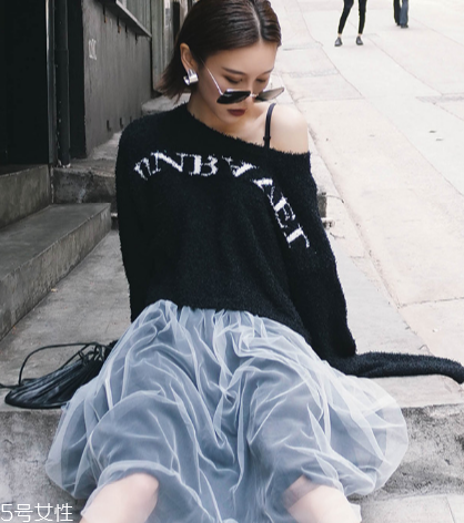 網(wǎng)紗半身裙搭配圖片 清涼夏日的朦朧美 網(wǎng)紗半身裙搭配圖片 清涼夏日的朦朧美