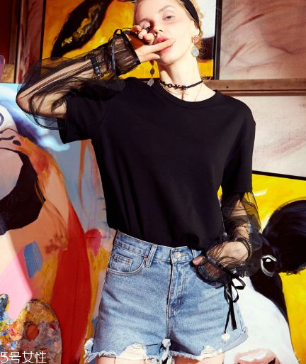 假兩件t恤怎么搭配 穿出層次美 假兩件t恤怎么搭配 穿出層次美