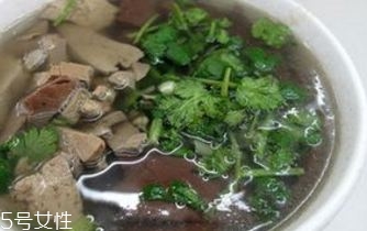 鴨血粉絲湯能給孕婦吃嗎 可以適當吃 鴨血粉絲湯能給孕婦吃嗎 可以適當吃