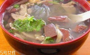 鴨血粉絲湯能給孕婦吃嗎 可以適當吃 鴨血粉絲湯能給孕婦吃嗎 可以適當吃