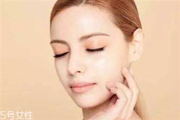 定妝噴霧是保濕水嗎 不是同一種產(chǎn)品 定妝噴霧是保濕水嗎 不是同一種產(chǎn)品