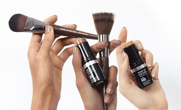 粉底棒哪個牌子好 12款業(yè)界最著名粉底棒 粉底棒哪個牌子好 12款業(yè)界最著名粉底棒