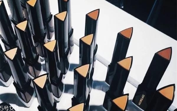 粉底棒哪個牌子好 12款業(yè)界最著名粉底棒 粉底棒哪個牌子好 12款業(yè)界最著名粉底棒