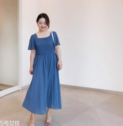 胯骨寬穿什么長(zhǎng)裙 試試這三種類(lèi)型吧