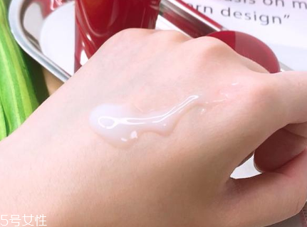 資生堂水之印紅色適合什么年齡 氨基酸對抗初老 資生堂水之印紅色適合什么年齡 氨基酸對抗初老