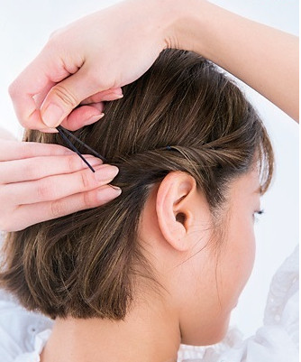 夏天短發(fā)怎么扎涼快還好看 夏天短發(fā)怎么扎涼快還好看