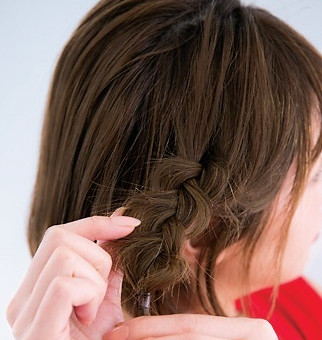 夏天短發(fā)怎么扎涼快還好看 夏天短發(fā)怎么扎涼快還好看