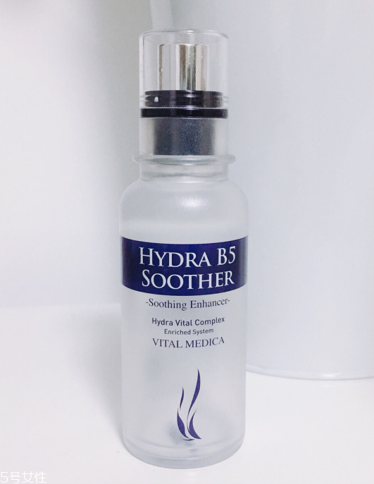 精華啫喱什么時(shí)候用 水乳之間深層滋潤(rùn) 精華啫喱什么時(shí)候用 水乳之間深層滋潤(rùn)