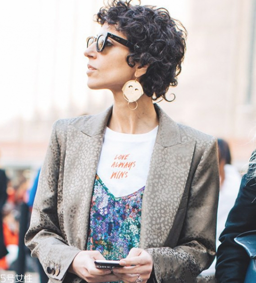 短發(fā)怎么打理才好看 今夏最火短發(fā)教程 短發(fā)怎么打理才好看 今夏最火短發(fā)教程