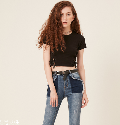 短上衣怎么搭配下裝 低調(diào)炫腹又拽又酷 短上衣怎么搭配下裝 低調(diào)炫腹又拽又酷