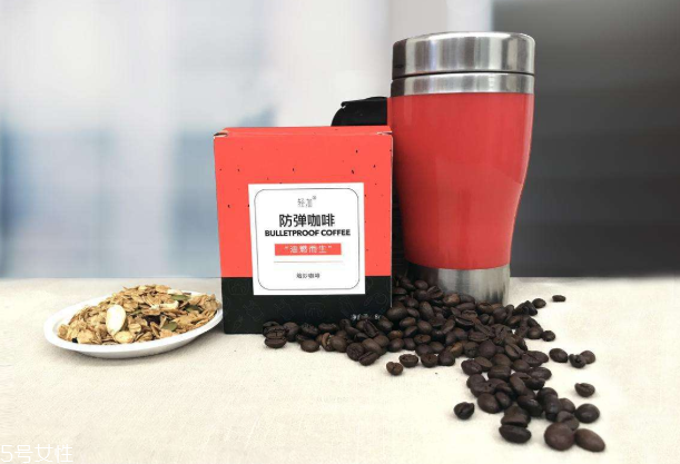 防彈咖啡怎么做 防彈咖啡的原料及步驟 防彈咖啡怎么做 防彈咖啡的原料及步驟