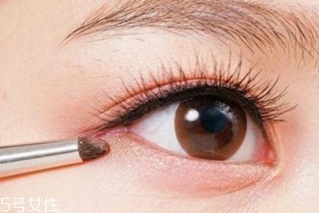 眼影刷動物毛和人造毛哪個(gè)好 都有各自的優(yōu)點(diǎn) 眼影刷動物毛和人造毛哪個(gè)好 都有各自的優(yōu)點(diǎn)