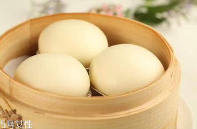 米飯和饅頭哪個(gè)更容易發(fā)胖 保持身材一定要注意 米飯和饅頭哪個(gè)更容易發(fā)胖 保持身材一定要注意