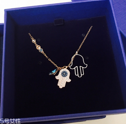 施華洛世奇哈薩姆之手多少錢 惡魔之眼姐妹款 施華洛世奇哈薩姆之手多少錢 惡魔之眼姐妹款