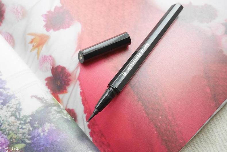 極細眼線筆哪個牌子好 畫內(nèi)眼線綽綽有余 極細眼線筆哪個牌子好 畫內(nèi)眼線綽綽有余