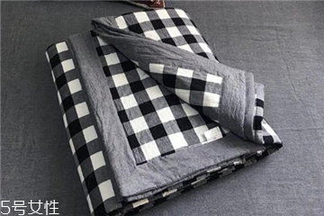 夏涼被用套被套嗎 套上好處多 夏涼被用套被套嗎 套上好處多