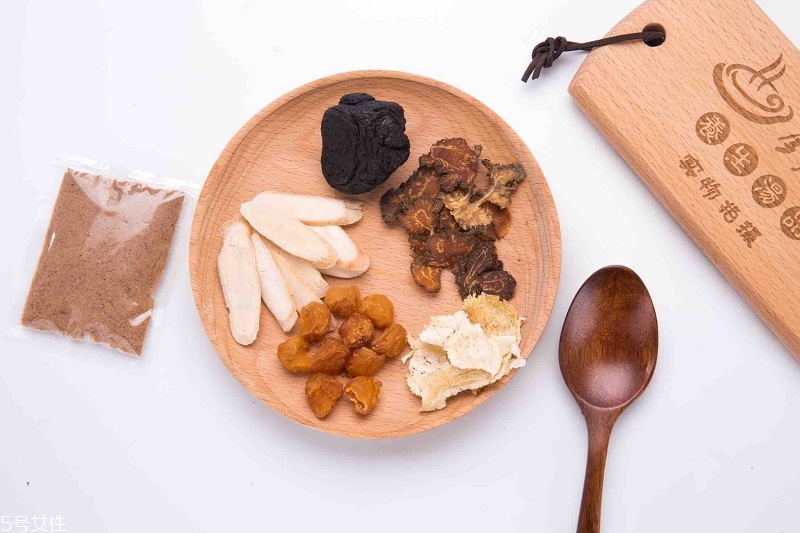 四物湯的功效與作用 美麗女人要美還要會保養(yǎng) 四物湯的功效與作用 美麗女人要美還要會保養(yǎng)