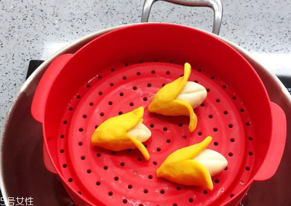 香蕉饅頭怎么做好吃 讓寶寶愛上吃飯 香蕉饅頭怎么做好吃 讓寶寶愛上吃飯