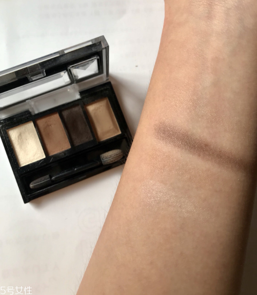 excel眼影和kate眼影哪個(gè)好 2大日本平價(jià)眼影pk excel眼影和kate眼影哪個(gè)好 2大日本平價(jià)眼影pk