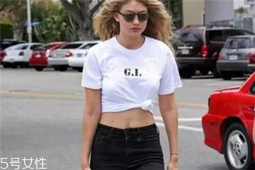 小個子女生夏天怎么穿搭 高跟鞋放一邊 小個子女生夏天怎么穿搭 高跟鞋放一邊