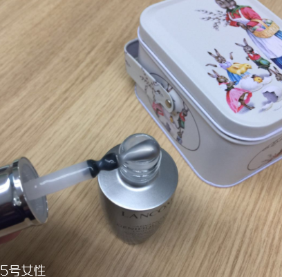 蘭蔻小黑瓶肌底液好嗎 效果非常出色 蘭蔻小黑瓶肌底液好嗎 效果非常出色