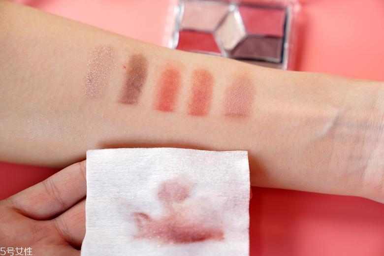 井田眼影14號(hào)和2號(hào)哪個(gè)好看 2款熱門(mén)色pk 井田眼影14號(hào)和2號(hào)哪個(gè)好看 2款熱門(mén)色pk