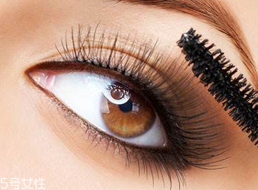 嫁接睫毛后怎么畫眼妝 可以畫眼影無需畫眼線 嫁接睫毛后怎么畫眼妝 可以畫眼影無需畫眼線