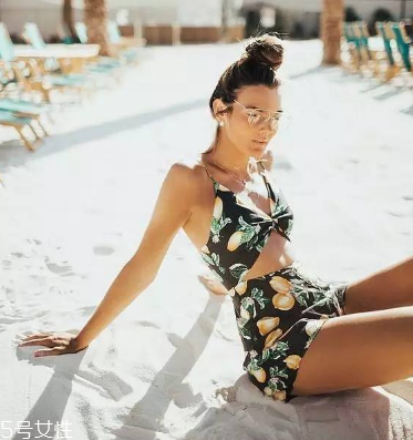 泳衣可以穿別人的嗎 最好不要互穿 泳衣可以穿別人的嗎 最好不要互穿