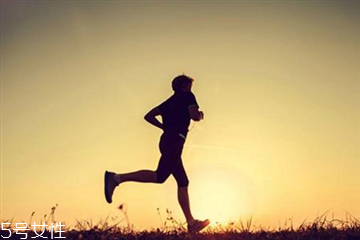 減脂每天跑多少公里 這樣減脂效果會(huì)更好 減脂每天跑多少公里 這樣減脂效果會(huì)更好
