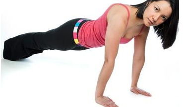 俯臥撐做多久才有效果 做俯臥撐的注意事項 俯臥撐做多久才有效果 做俯臥撐的注意事項